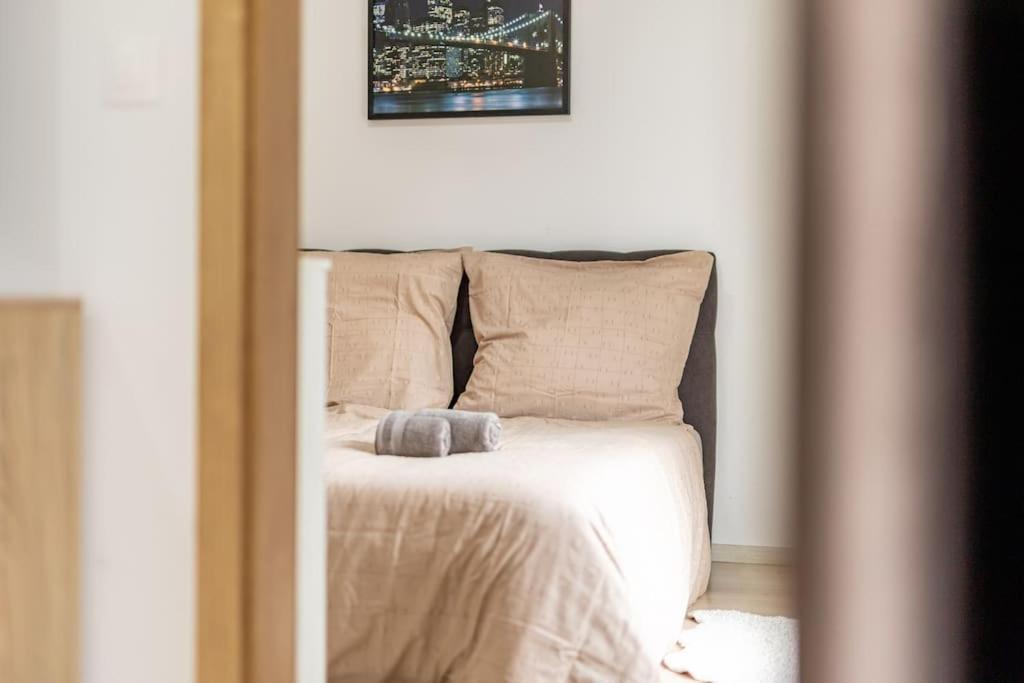 Cityscape Oasis: Active Studio Heaven Bratislava Eksteriør bilde