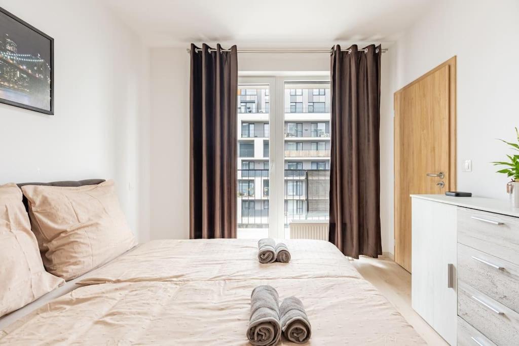 Cityscape Oasis: Active Studio Heaven Bratislava Eksteriør bilde