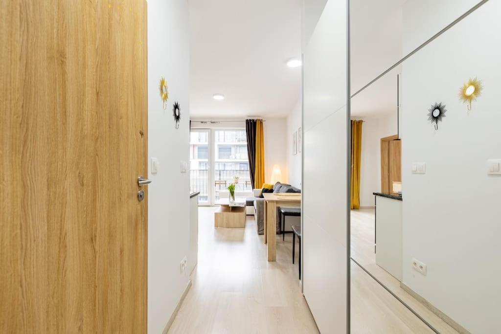 Cityscape Oasis: Active Studio Heaven Bratislava Eksteriør bilde
