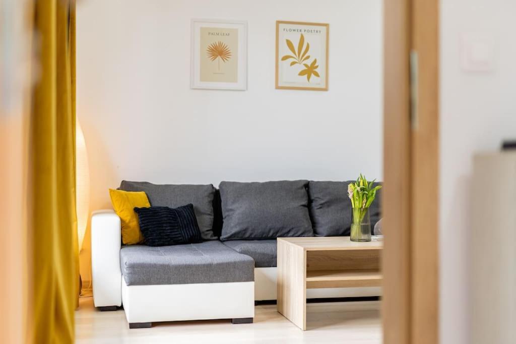 Cityscape Oasis: Active Studio Heaven Bratislava Eksteriør bilde