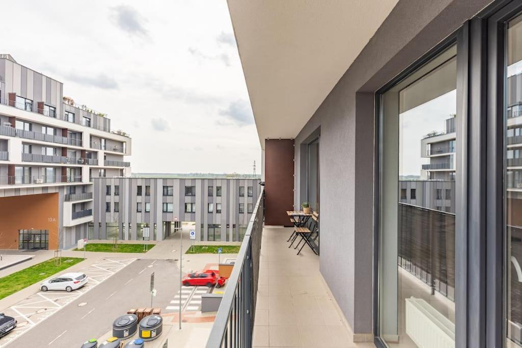 Cityscape Oasis: Active Studio Heaven Bratislava Eksteriør bilde