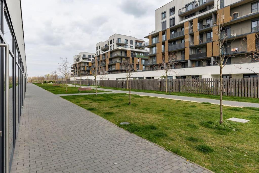Cityscape Oasis: Active Studio Heaven Bratislava Eksteriør bilde